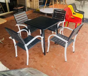 Outdoor Four-Seater Table and Chair Set for Bars/Restaurants