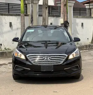 2017 Hyundai Sonata Base Sedan FWD 2.4L