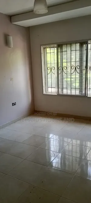 3 Bedroom Apartment for Rent in Banana Island