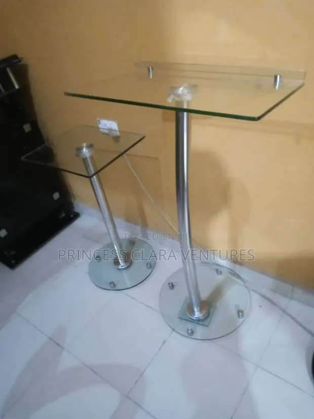 High Quality Thick Glass Single Pole Pulpit with Side Stool - 1