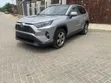 Toyota RAV4 2020 XLE Premium - 2