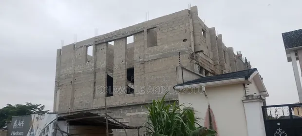 4-Bedroom Townhouse in Afe Residence, Lekki Phase 2 - 1
