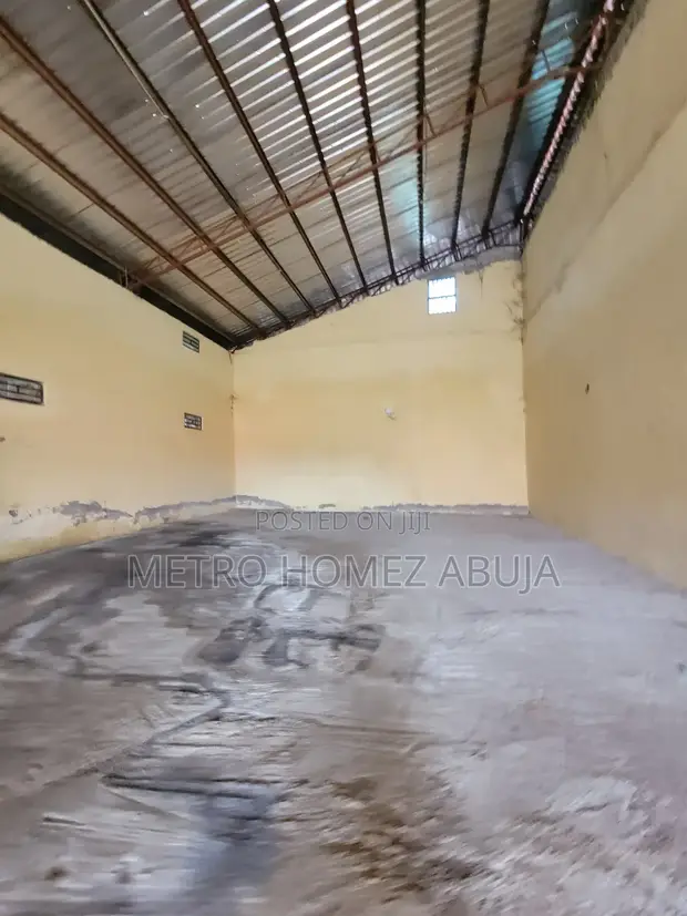 Warehouse for Rent - 200 Sqm, Asokoro District, Abuja - 1