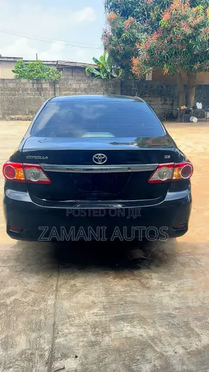 Toyota Corolla 2013 Black