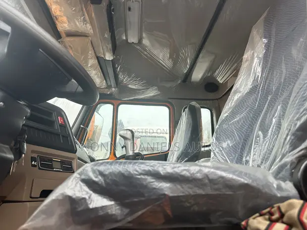HOWO Dump Truck 2019 - Mai Kyau - 1