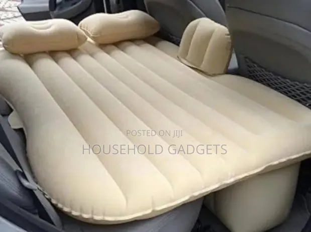 Inflatable Car Sofa with Automatic Pump - 1