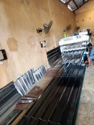 Standard 0.55mm Grade B Traffic Black Longspan Roofing Sheet