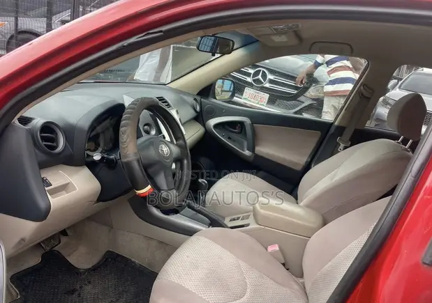 Toyota RAV4 2.4 SUV 2008 Red - 1