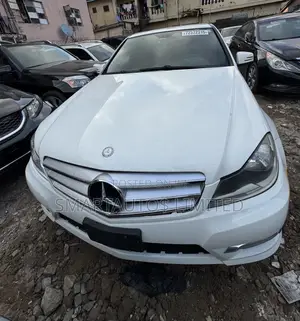 Mercedes-Benz C300 2012 White