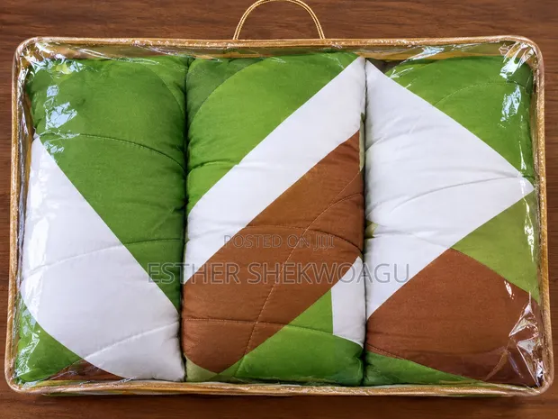 Home Interiors Bedsheet Set with Pillowcases & Duvet - 1