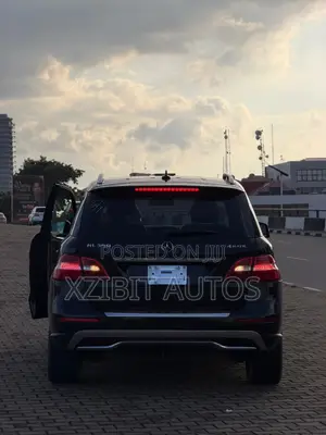 Mercedes-Benz ML 350 4Matic 2013 Baƙi