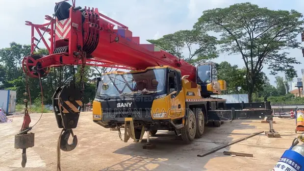 SANY 55 Ton Truck Crane Na Waje An Yi Amfani Da Shi 2023 - 1