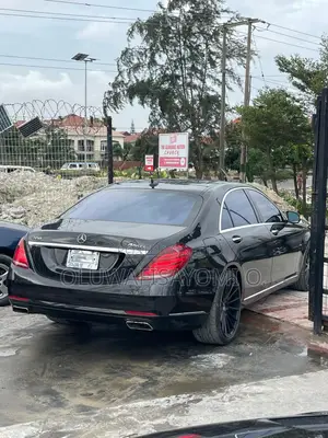 2015 Mercedes-Benz S 550 4MATIC Black