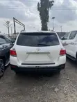 Toyota Highlander 2012 White - 3