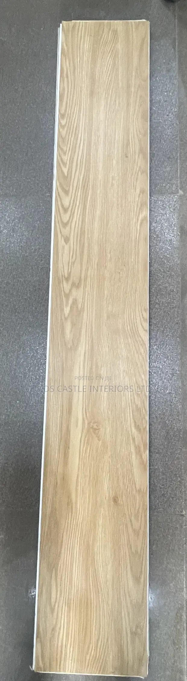 Premium SPC Flooring - Modern Wood Finish - 1