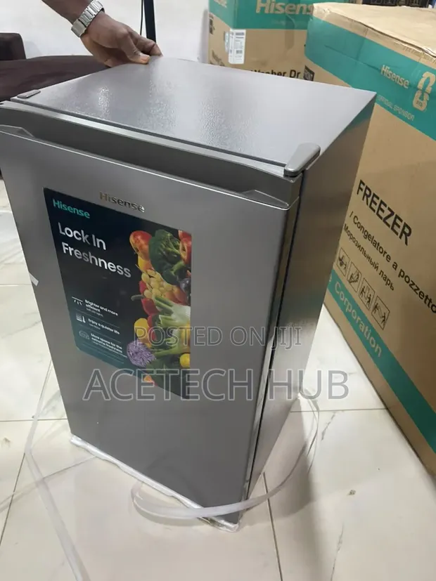 Hisense 93L Refrigerator - Top Freezer - 1