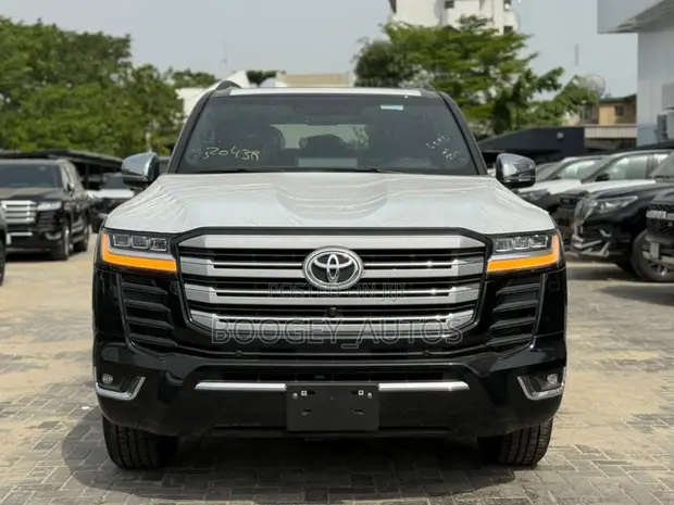 New Toyota Land Cruiser VXR 2026 - 1