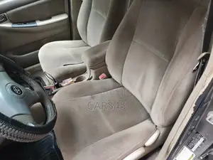 Toyota Corolla 2005 Gray