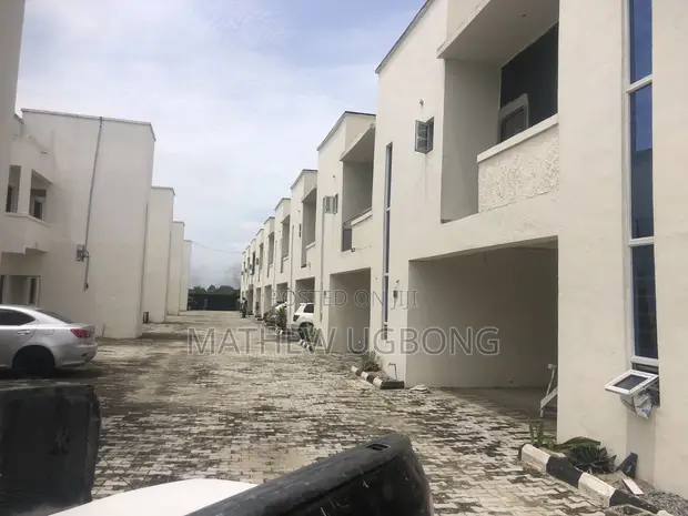 4-Bedroom Townhouse/Terrace a Oasis Estate, Abijo - 1