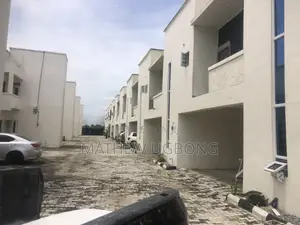 4-Bedroom Townhouse/Terrace in Oasis Estate, Abijo