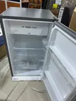 Hisense REF093DR 93L Compact Refrigerator - 2