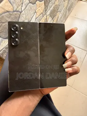 Samsung Galaxy Z Fold6 512GB Baki