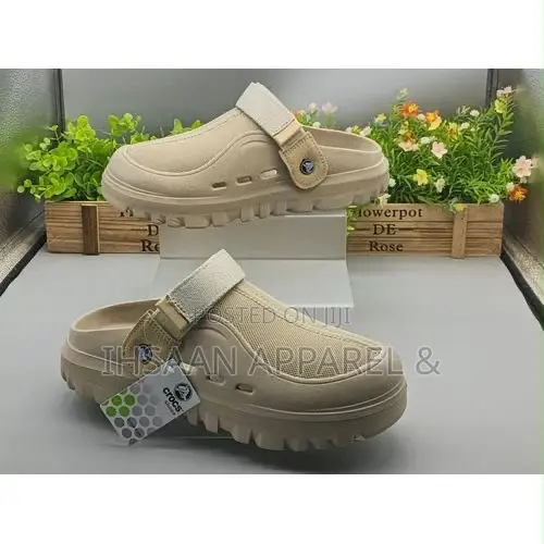 Crocs masu alfarma - Na maza masu saukin sawa - 1
