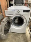 LG 9kg Injin Wanki - 1