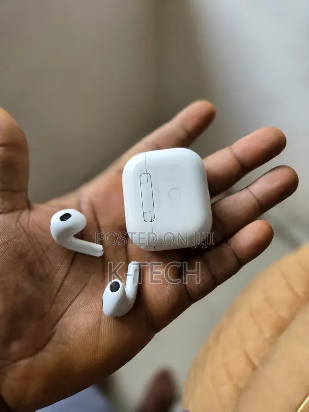 Apple AirPods 3rd Gen (UK Used) - 1