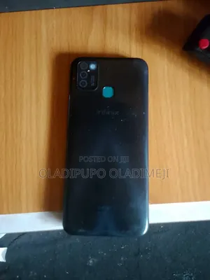 Infinix Smart 6 32GB Baki (Amfani, Gilashi Ya Fasa)