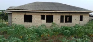 Gidan Da Ba'a Gama Ba Don Siyara, Age-Mowo Badagry