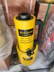 30 Ton Hydraulic Jack (100mm Stroke) - 2