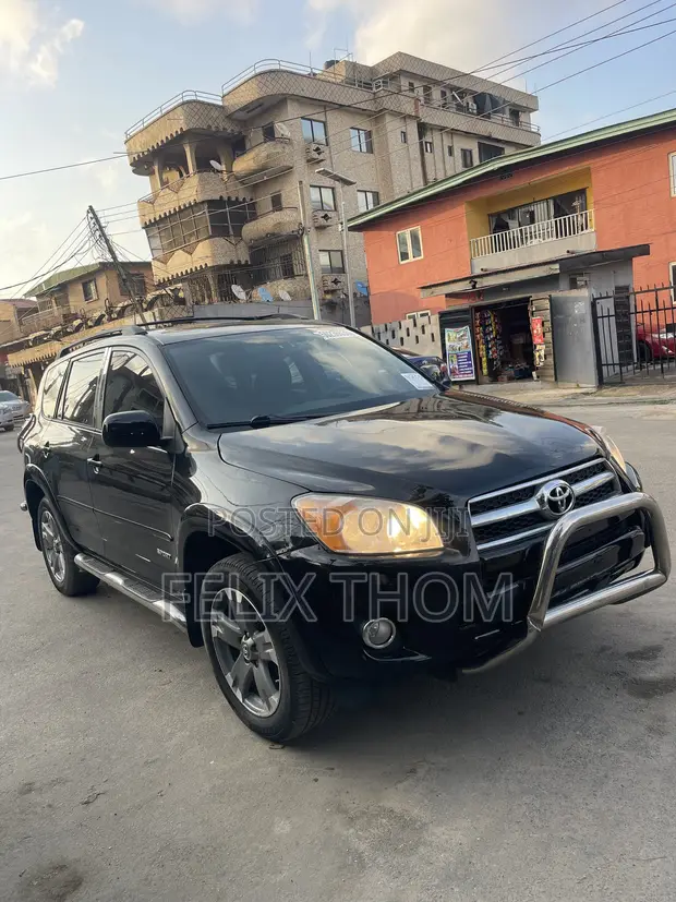 Toyota RAV4 2.5 Sport SUV 2010 - 1