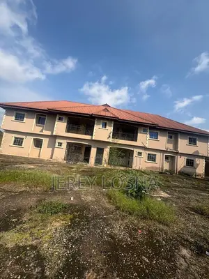 Gidaje 14 masu dakuna a Benin City ana sayarwa