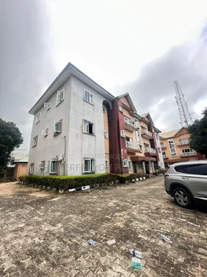 3 Bedroom Apartment for Rent in VGC / Ajah