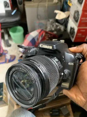 Canon EOS 1000D DSLR Camera with 18-55mm Lens