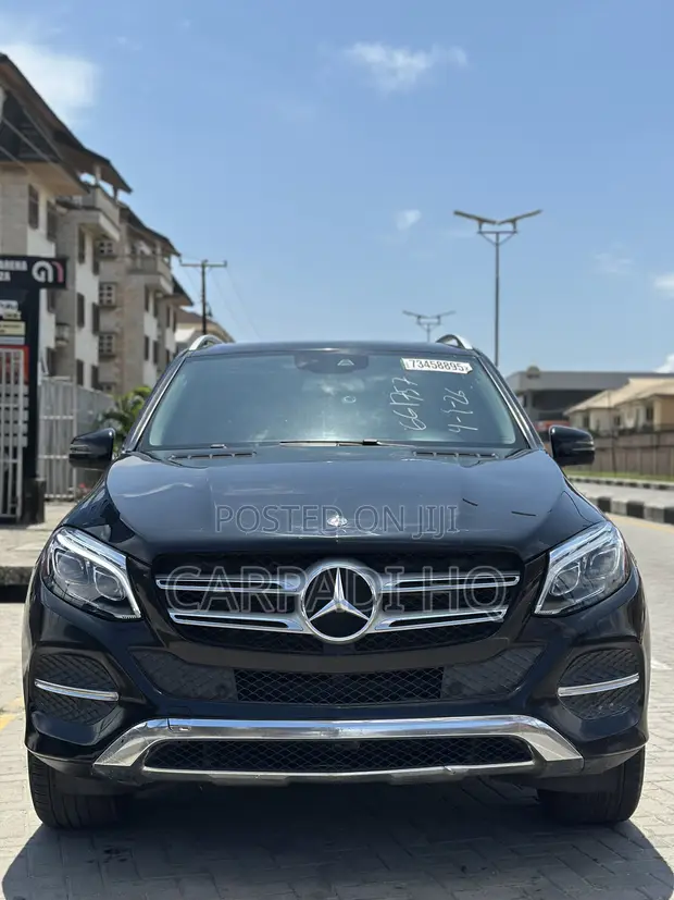 Mercedes-Benz GLE 350d 4MATIC 2016 Black - 1