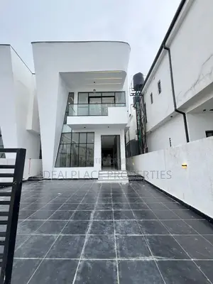5 Bedroom Duplex with Pool & BQ in Ajah