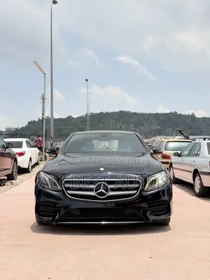 2016 Mercedes-Benz E300 Black