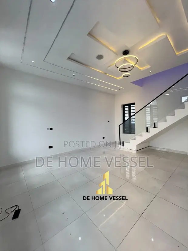 4 Bedroom Townhouse/Terrace in Ajah for Sale - 1