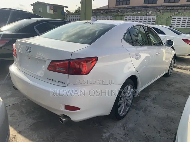 Lexus IS 250 2008 White - 1