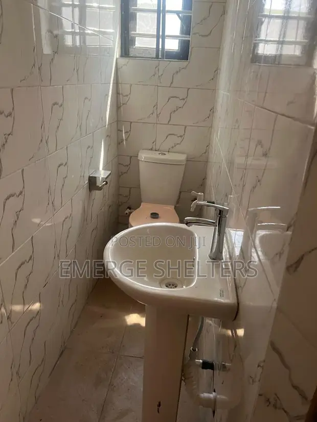 Executive 2 Bedroom Apartment for Rent in Centenary City, Enugu - 1