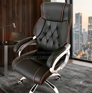 MD/CEO Executive Swivel Armrest Office Chair