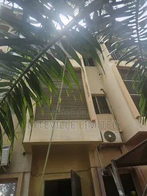 3 Bedroom Penthouse for Sale in Wuye
