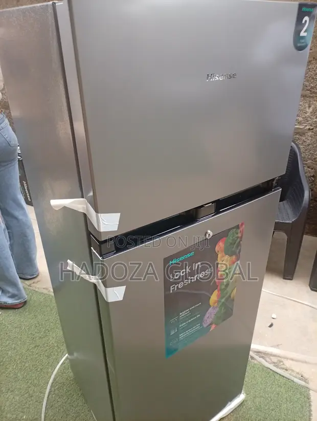 Hisense 205L Double Door Refrigerator - 1