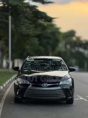 Toyota Camry SE Hybrid 2015