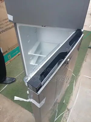 Hisense 205L Double Door Refrigerator with Freezer