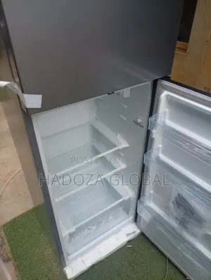 Hisense 205L Double Door Fridge with Top Freezer