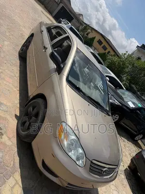 2004 Toyota Corolla Gold