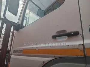 Mercedes-Benz Garbage Truck - Foreign Used